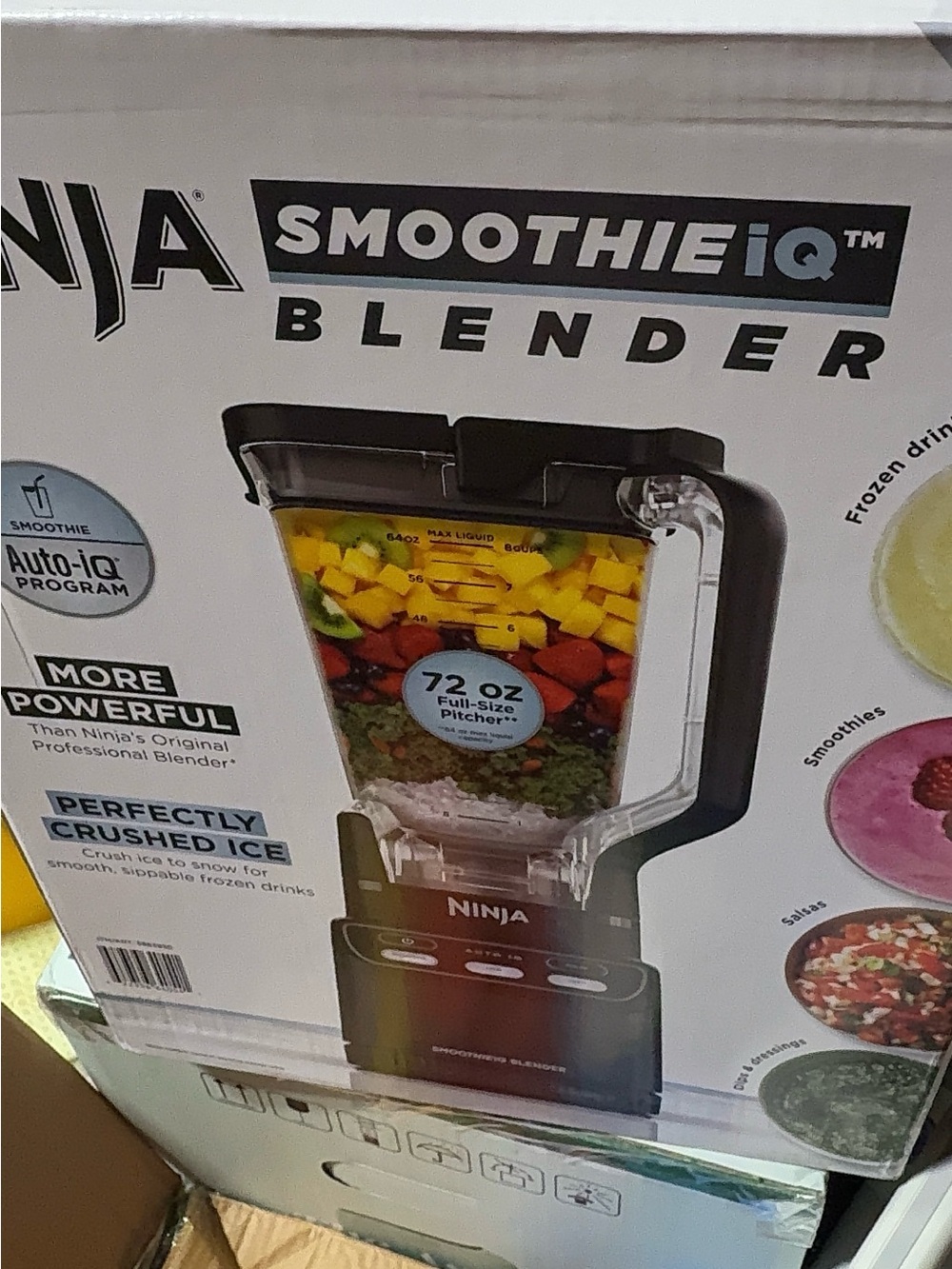 Ninja Blender with Clear Pitcher and Black Handle